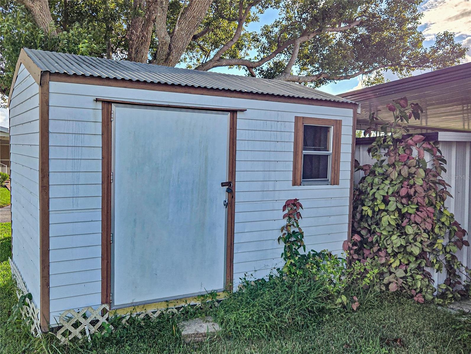 Image 11 of 38 For 5316 Comanche Street