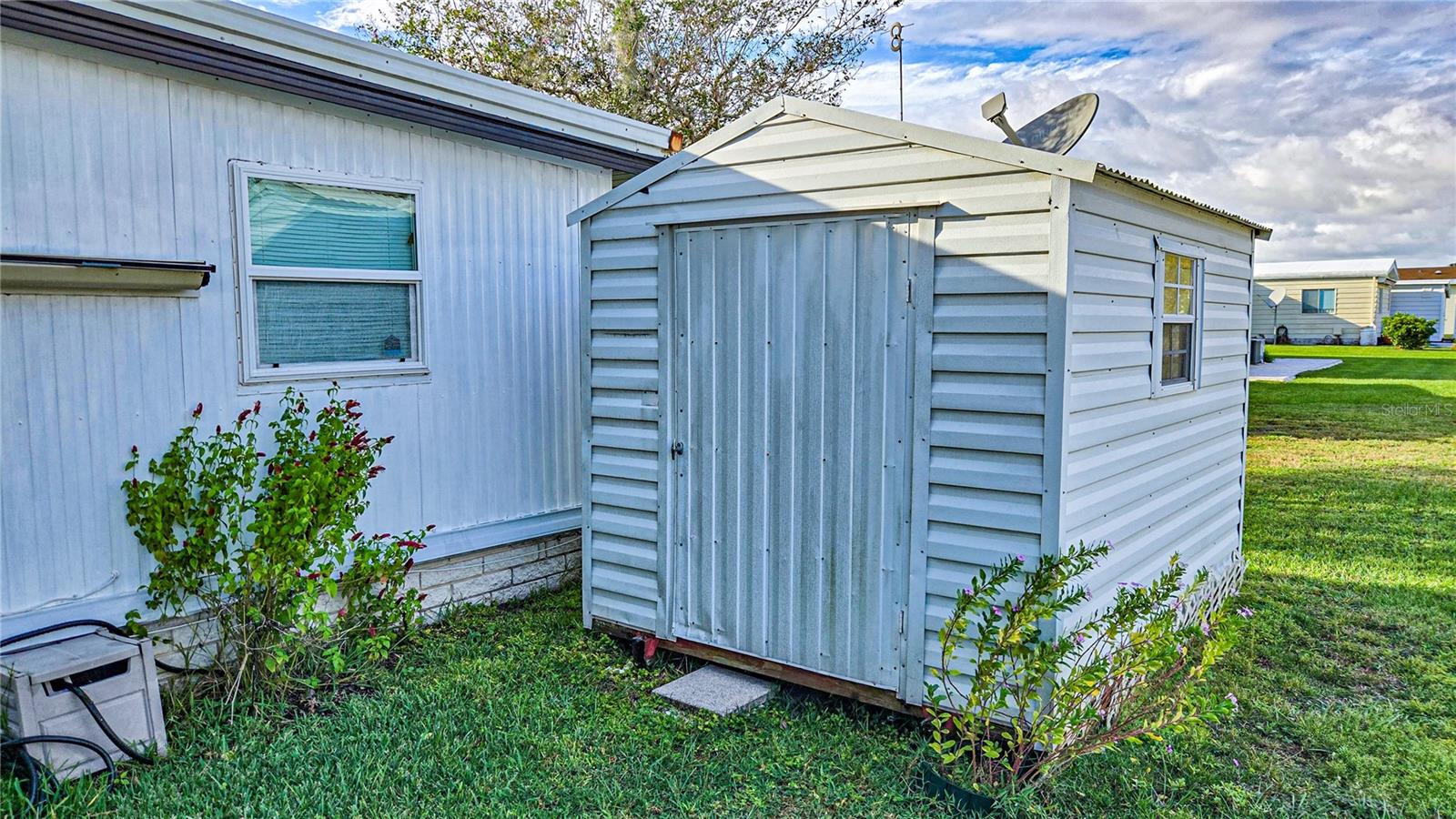 Image 9 of 38 For 5316 Comanche Street