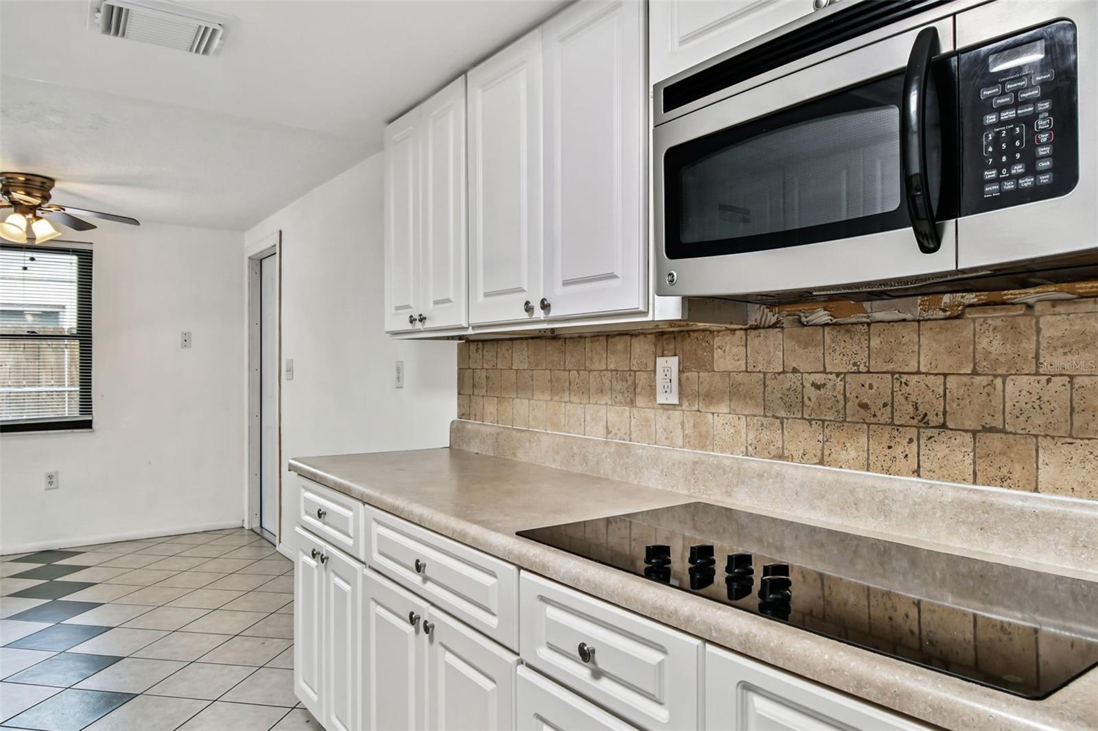 Image 18 of 67 For 7331 Sandalwood Drive