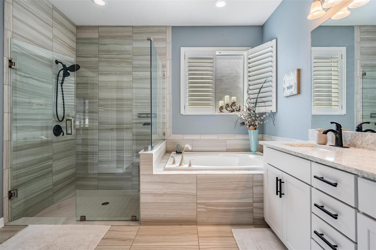 Listing photo id 18 for 19296 Leonard Road