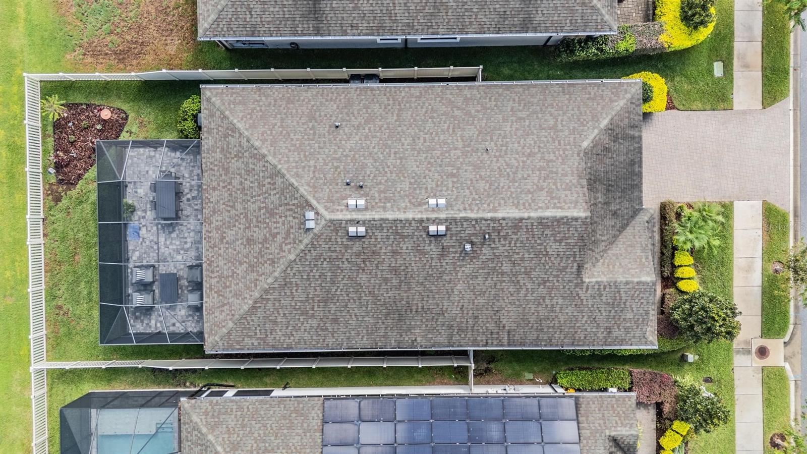 Listing photo id 33 for 19296 Leonard Road