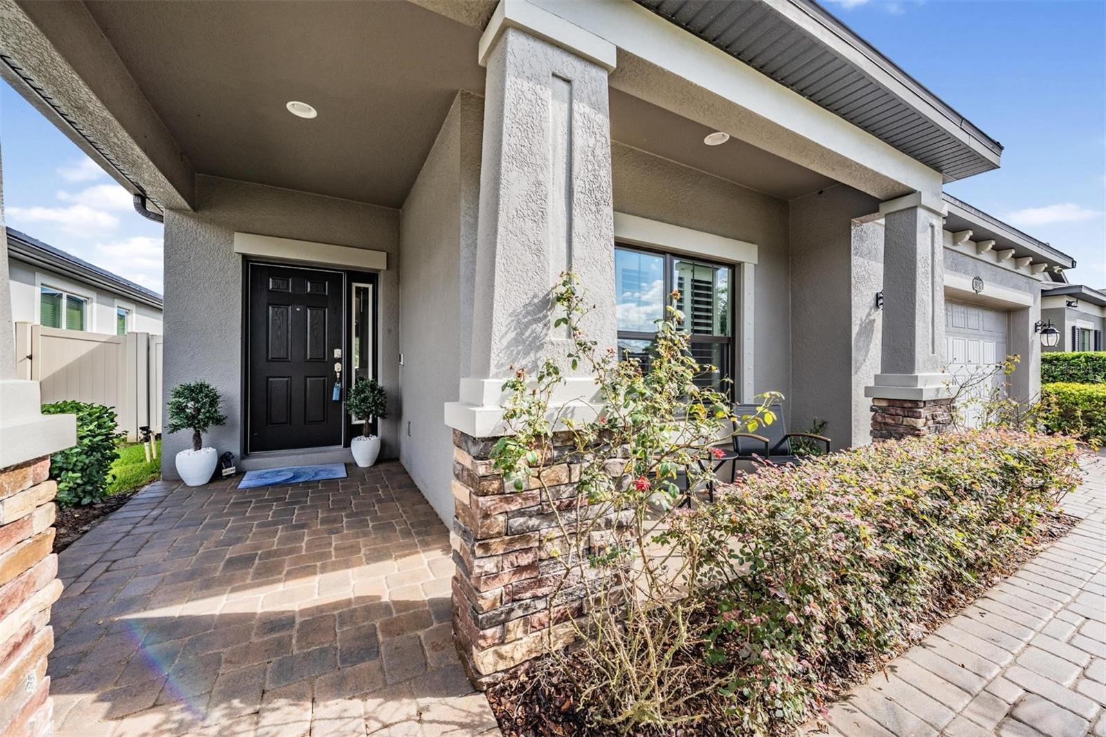 Listing photo id 2 for 19296 Leonard Road