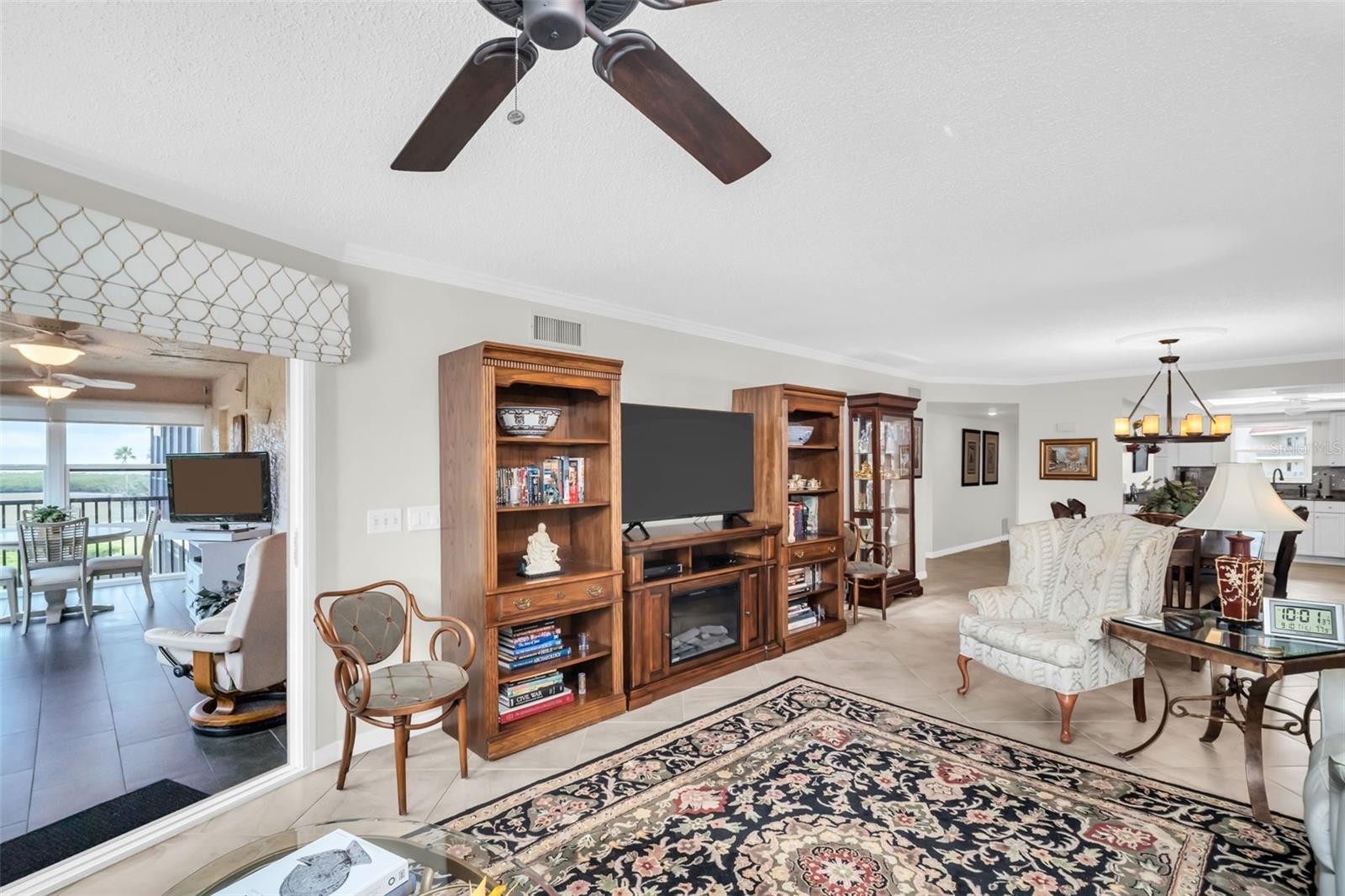 Image 12 of 45 For 504 Florida Avenue 232