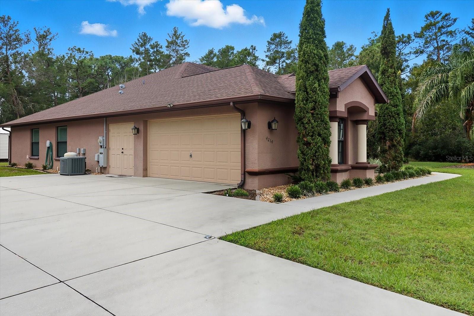 Image 11 of 53 For 4214 Malaluka Circle