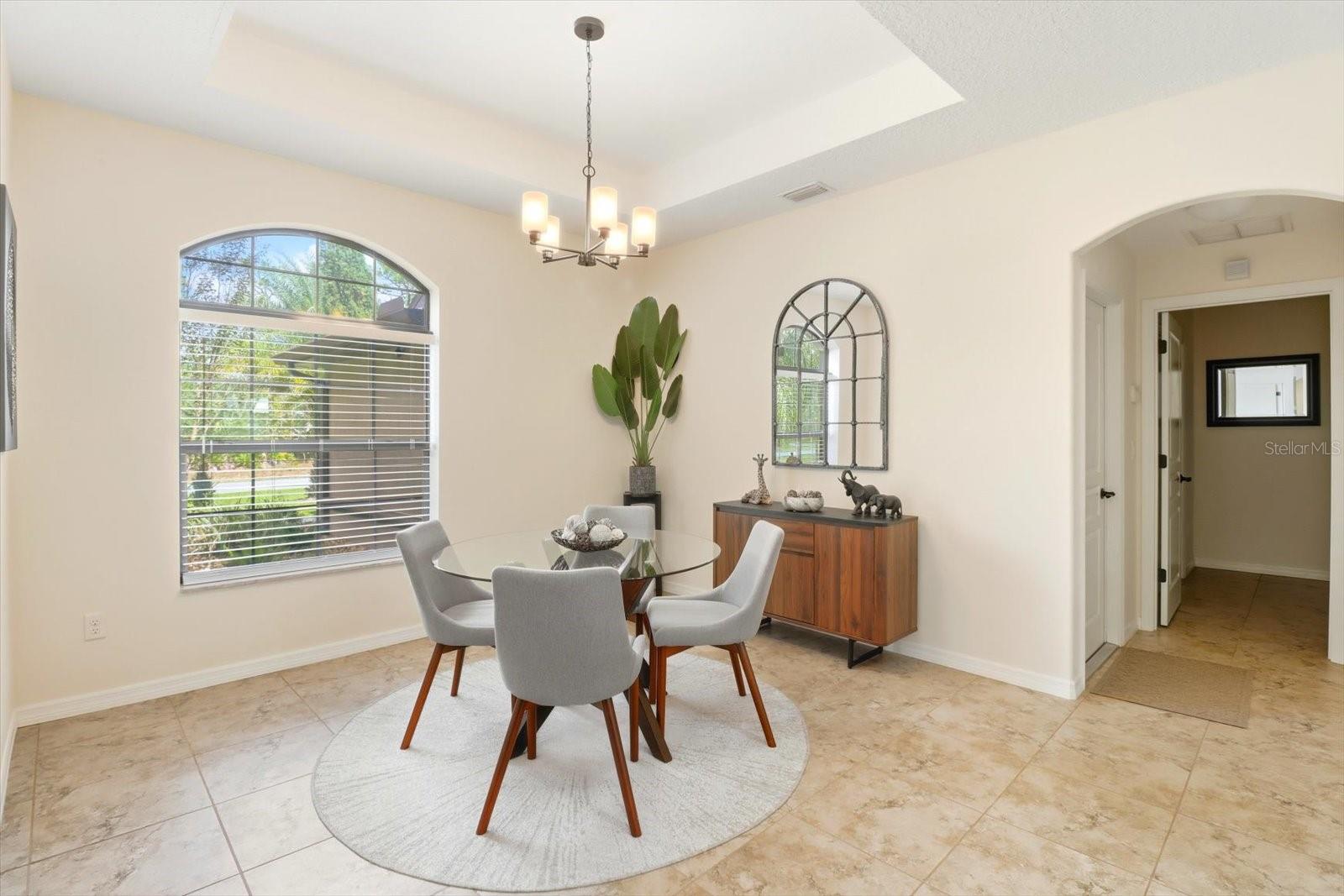 Image 18 of 53 For 4214 Malaluka Circle