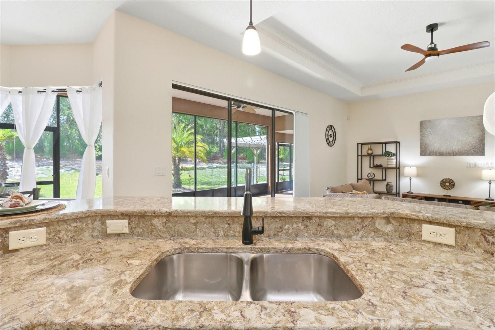Image 23 of 53 For 4214 Malaluka Circle