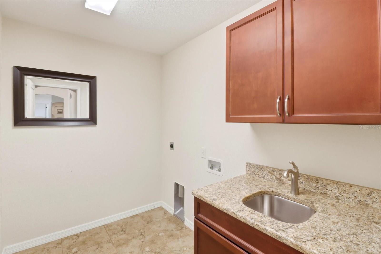Image 36 of 53 For 4214 Malaluka Circle
