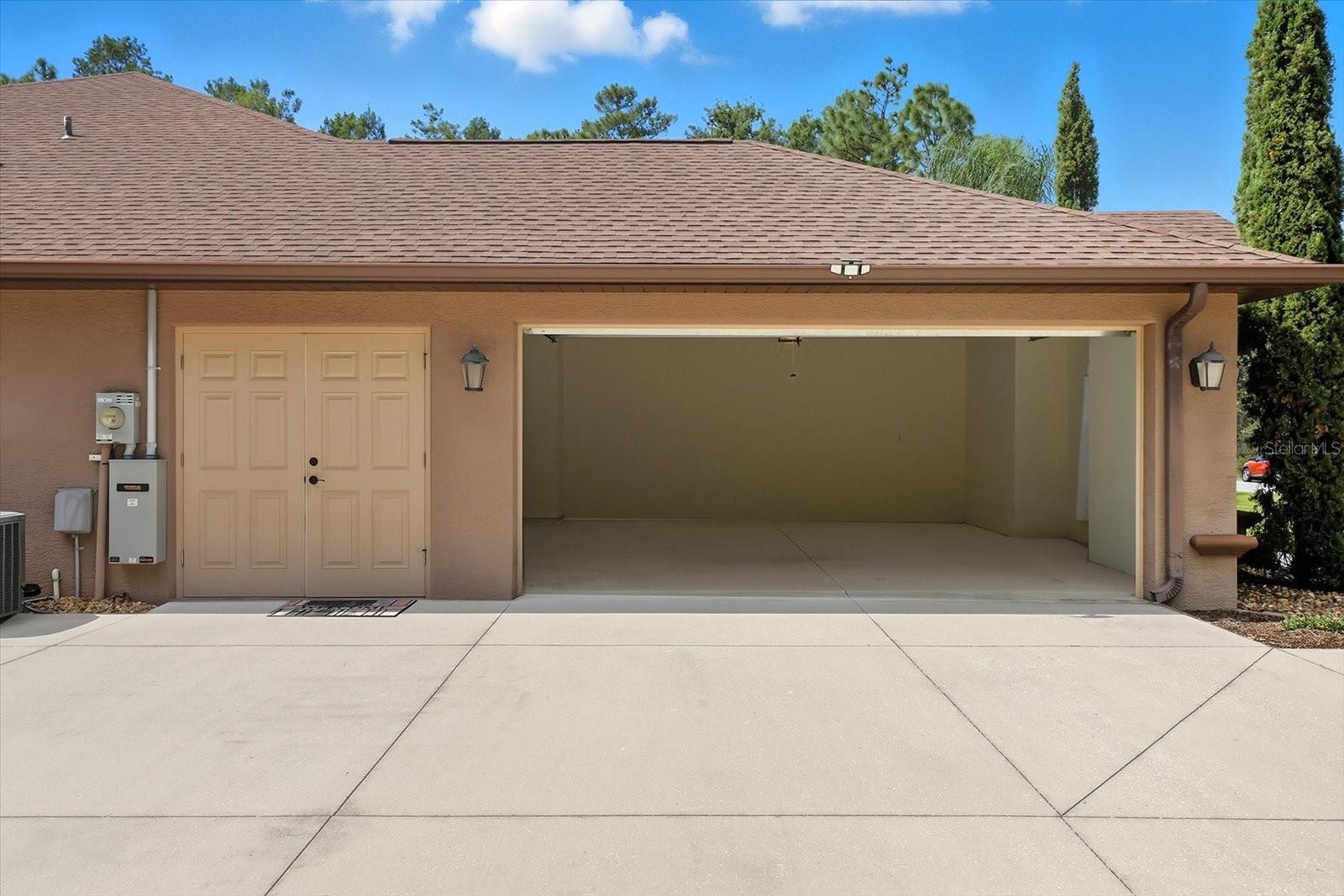 Image 46 of 53 For 4214 Malaluka Circle