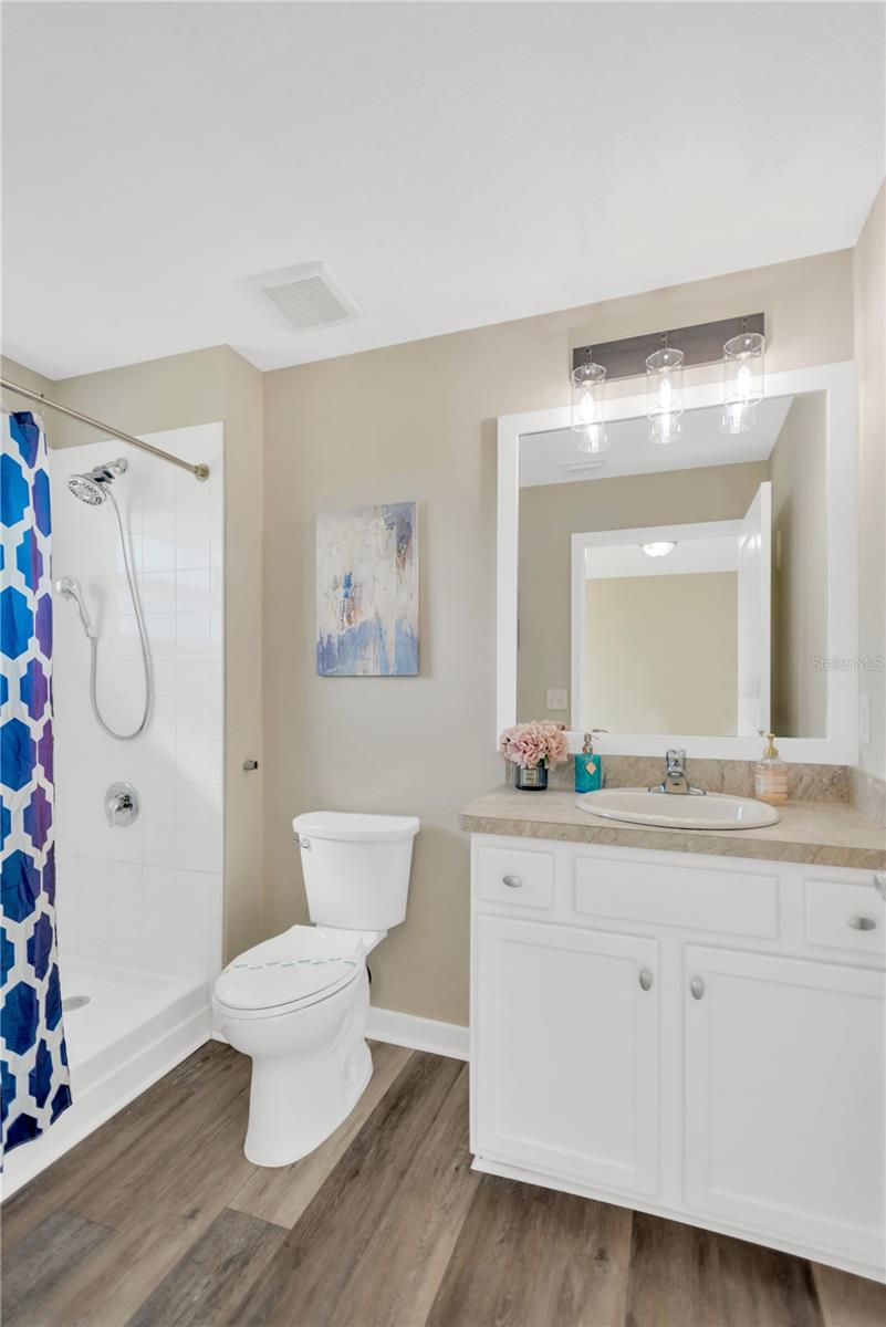 Image 22 of 24 For 1519 9th Street Se