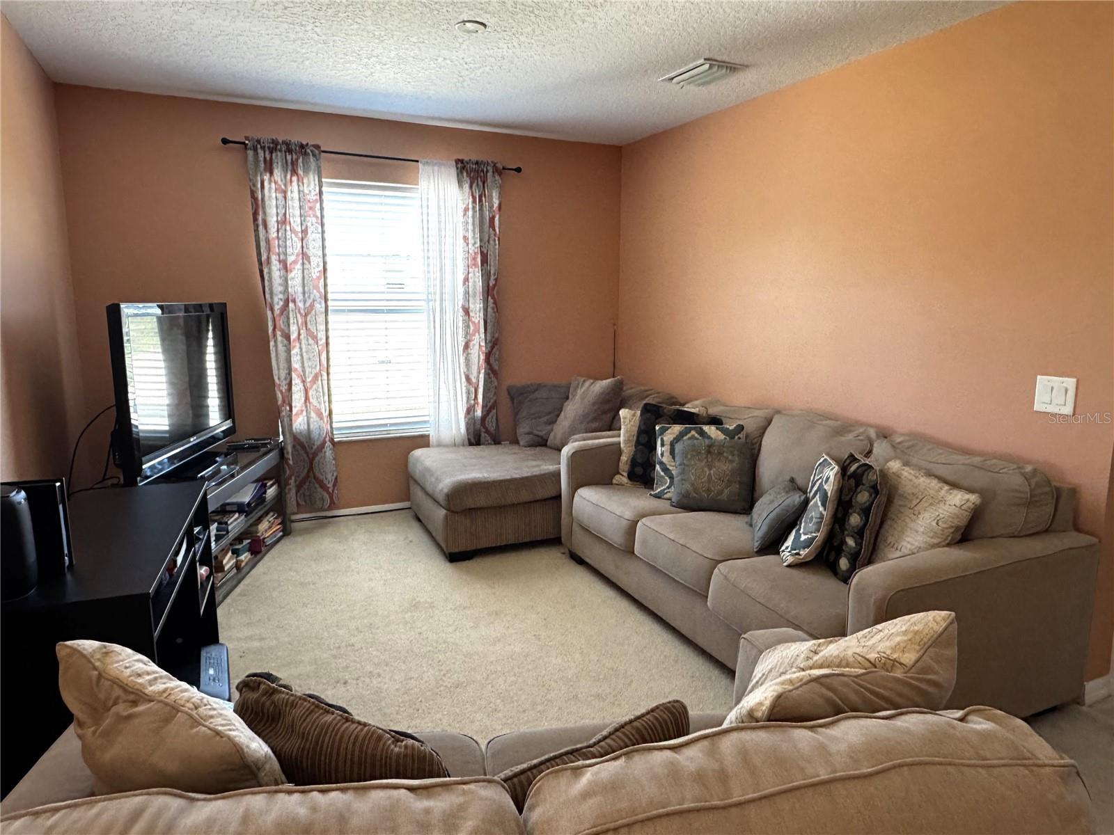 Image 7 of 18 For 19017 Sunterra Drive