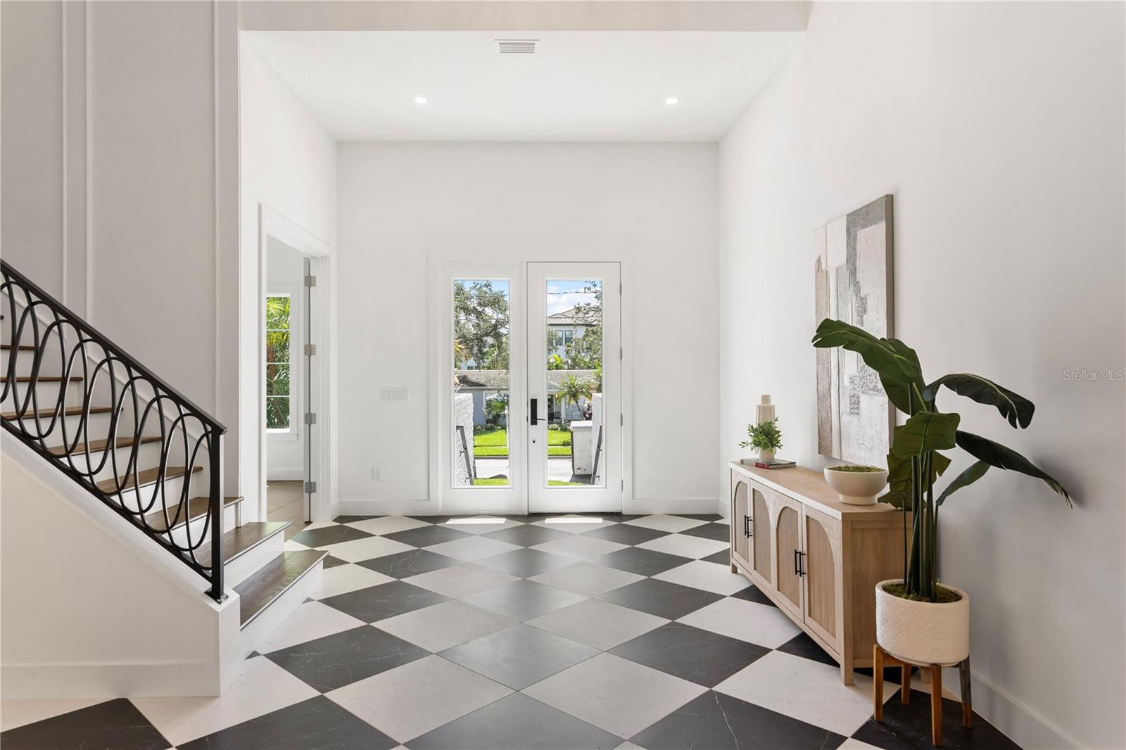Image 8 of 86 For 4823 San Jose Street