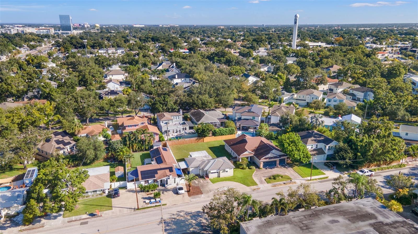 Image 4 of 11 For 3507 Azeele Street