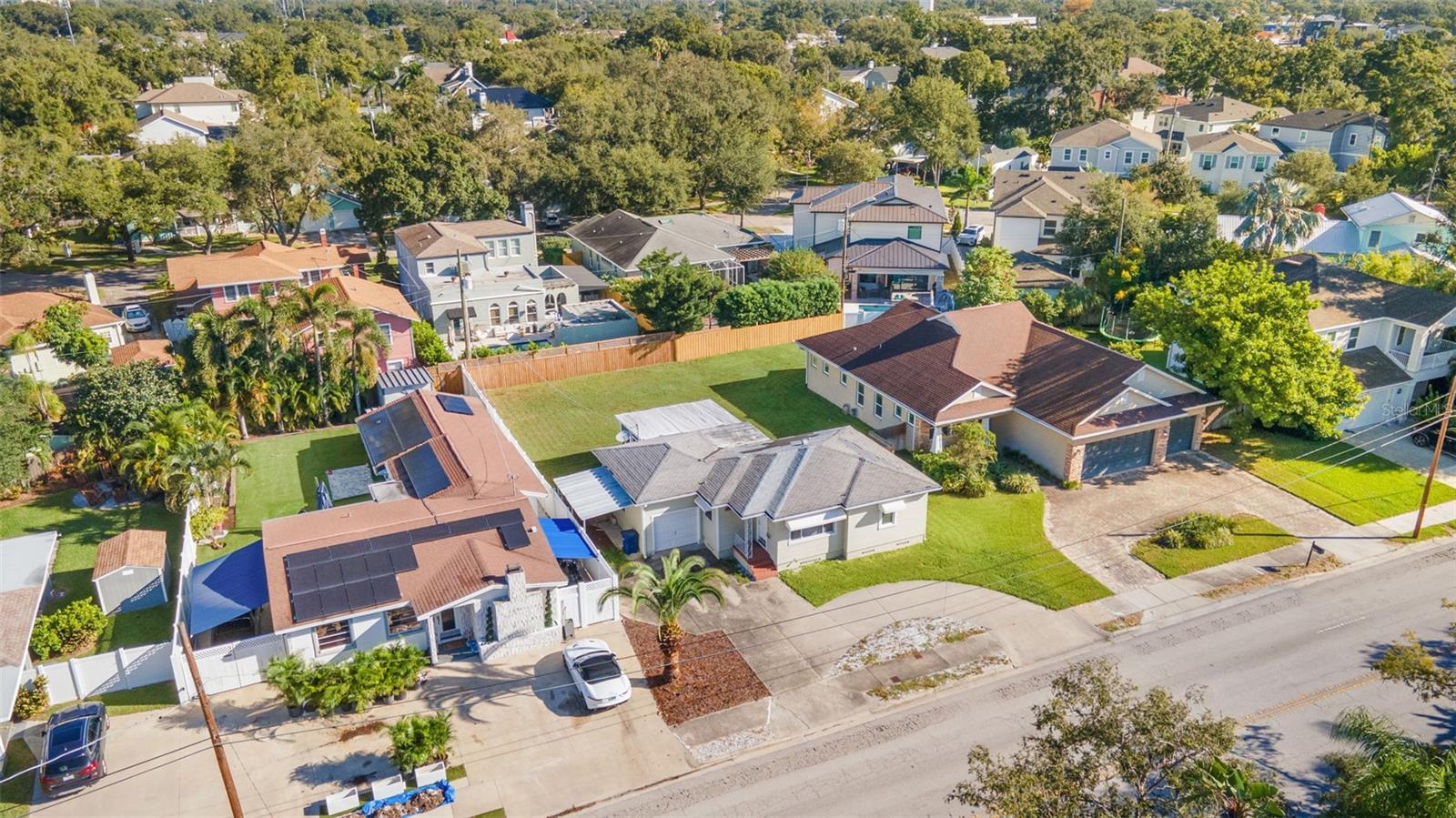Image 5 of 11 For 3507 Azeele Street