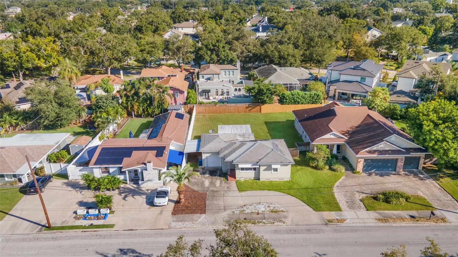 Image 7 of 11 For 3507 Azeele Street