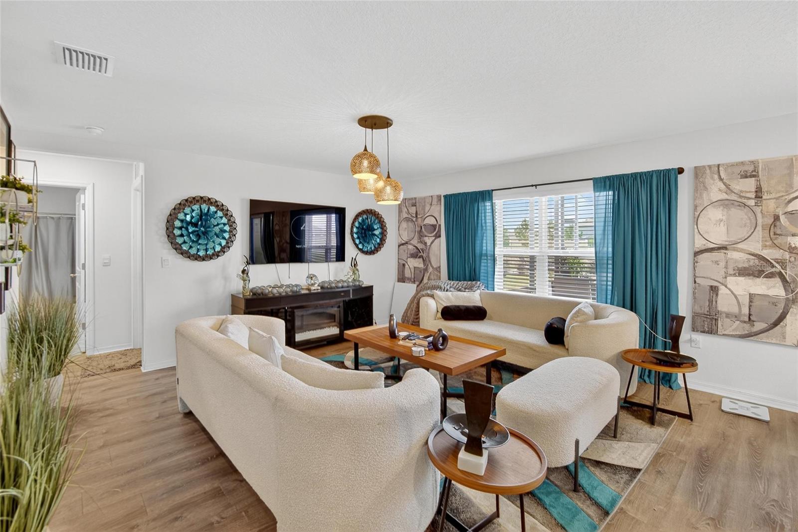 Image 19 of 73 For 2841 Gumbo Limbo Drive