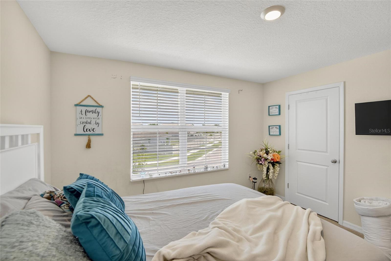 Image 52 of 73 For 2841 Gumbo Limbo Drive