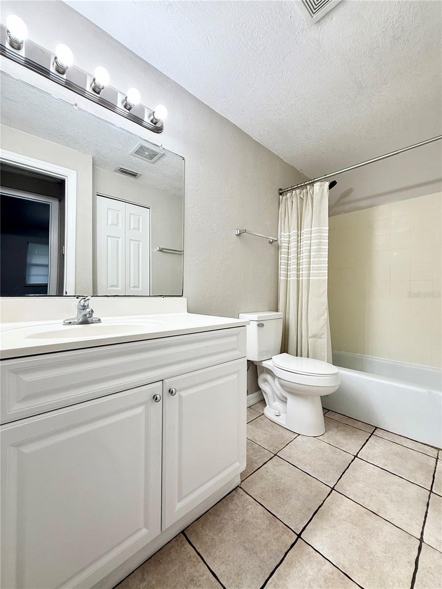 Image 7 of 9 For 5644 18th Street