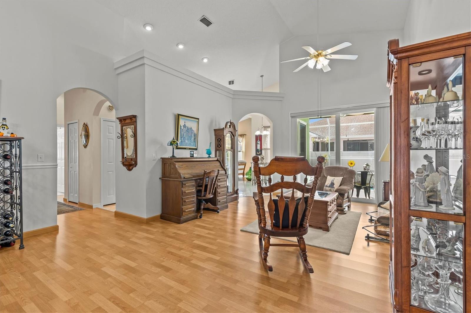 Image 7 of 50 For 1815 Wood Trail Street