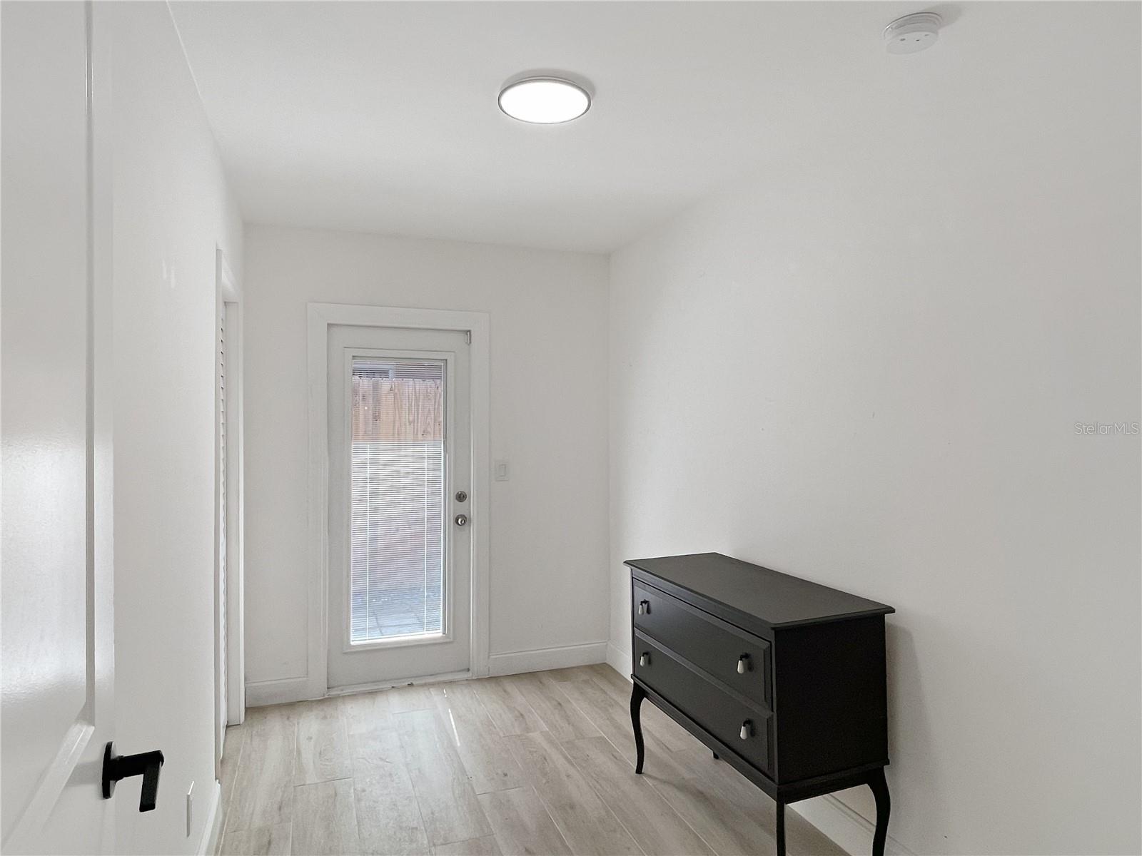 Image 22 of 31 For 2409 50th Street S