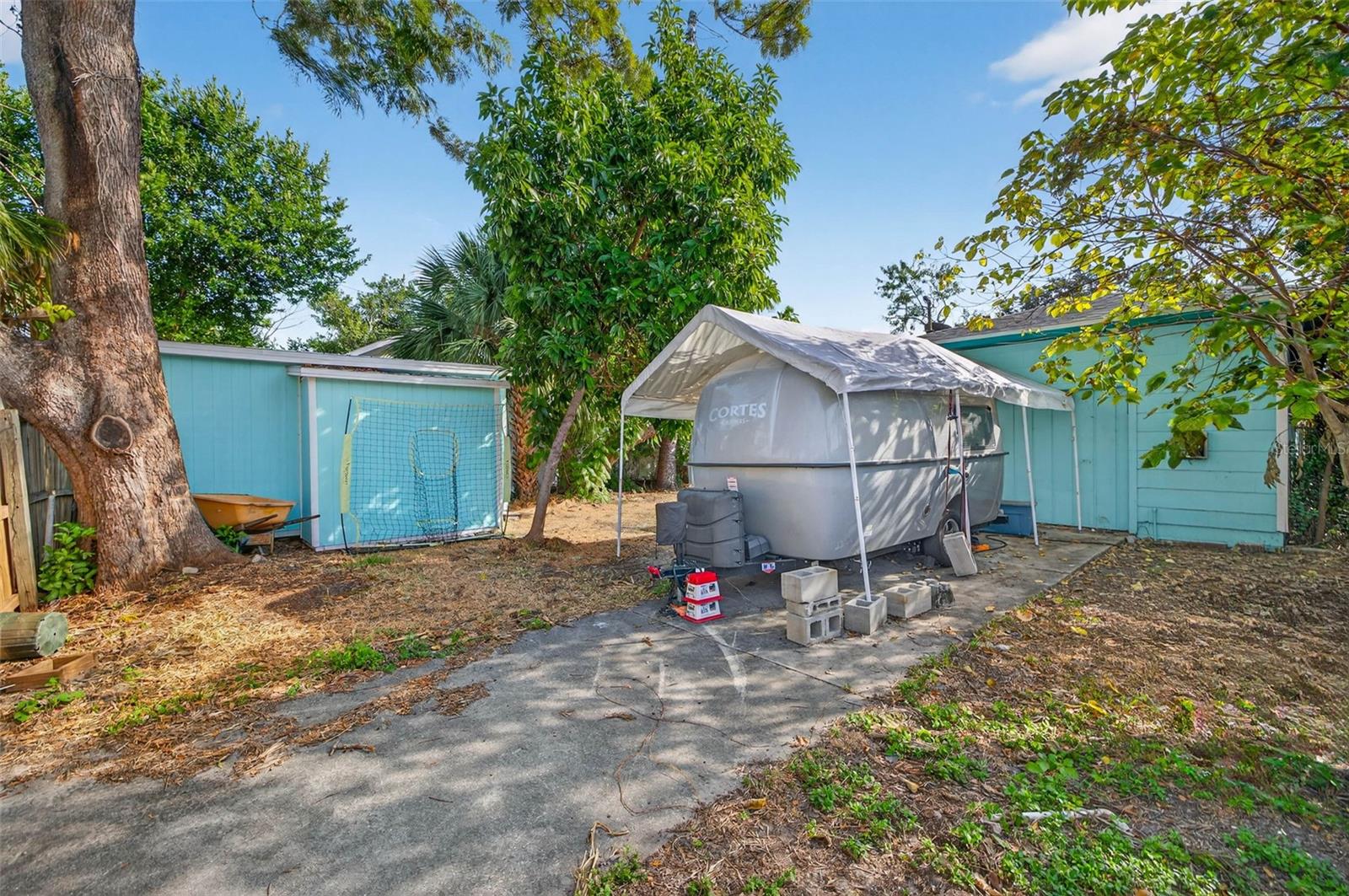 Image 20 of 36 For 2509 Dartmouth Avenue N