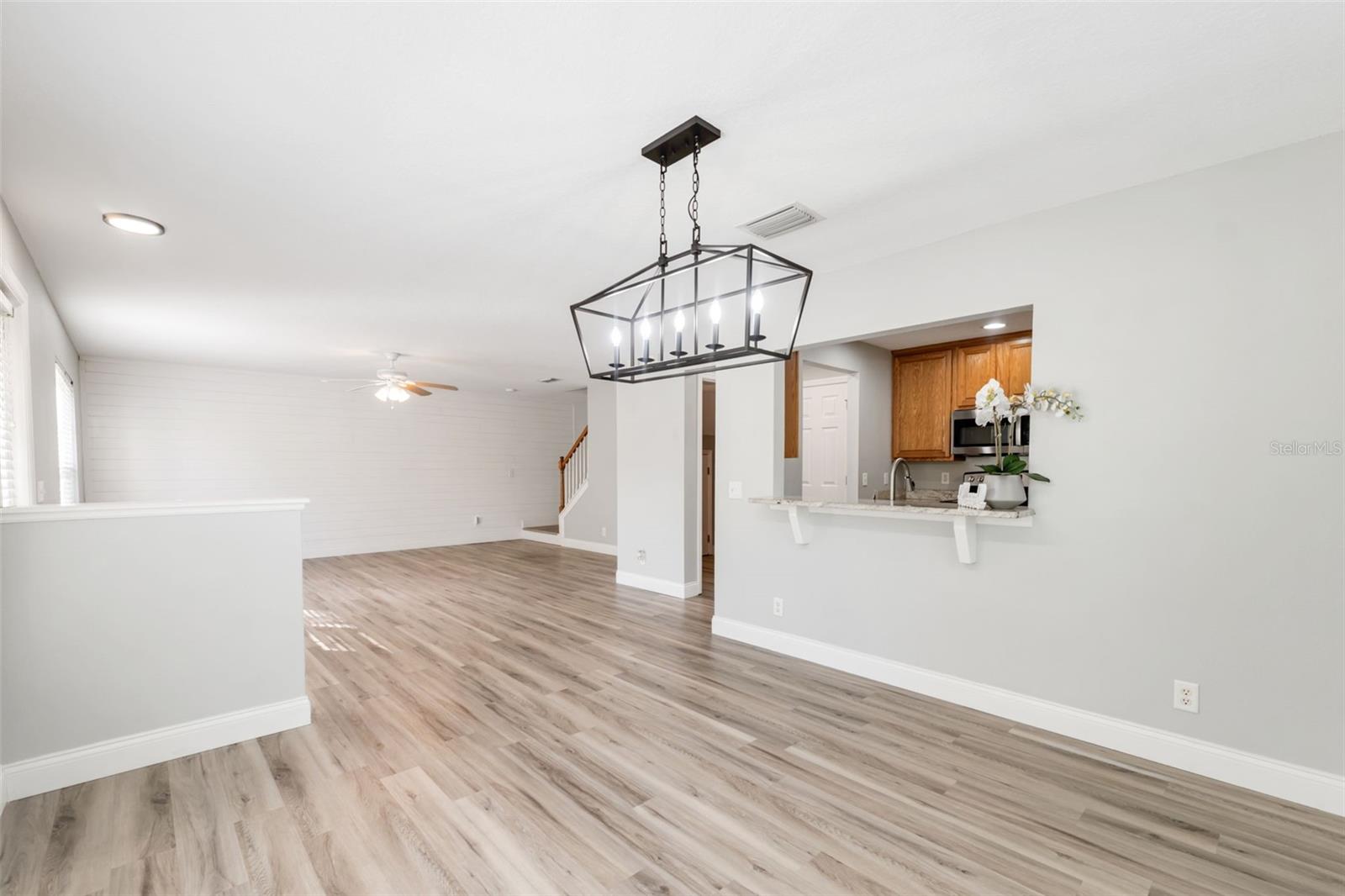 Image 11 of 48 For 9604 Charlesberg Drive