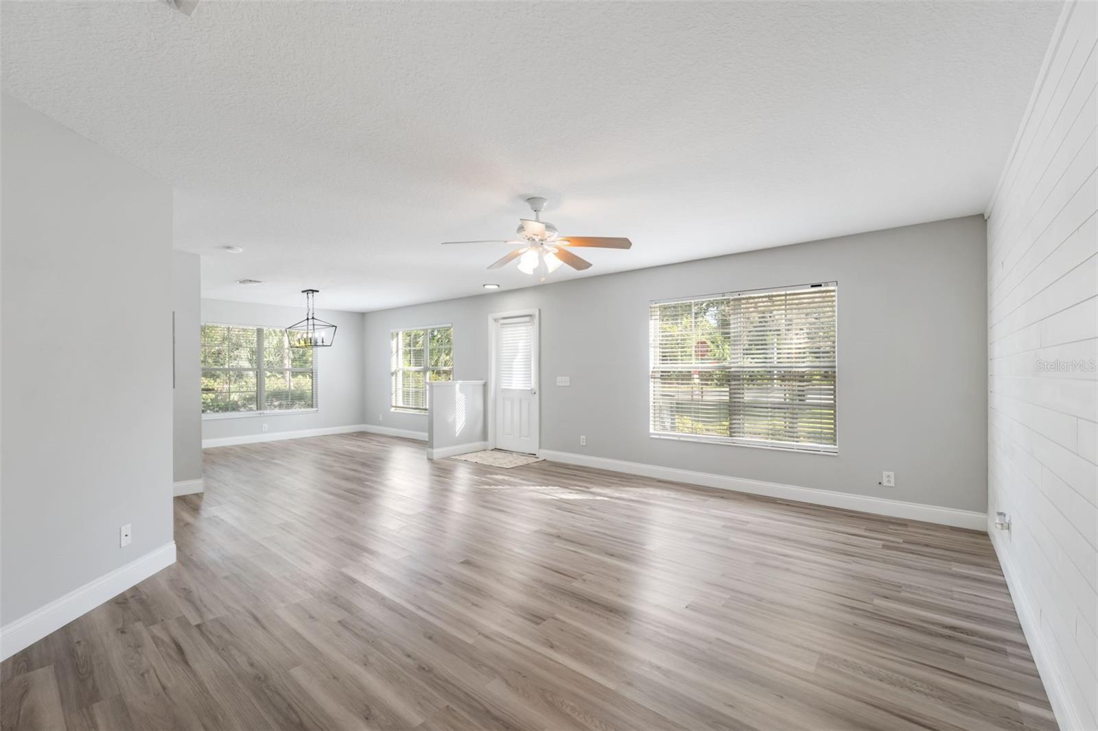 Image 16 of 48 For 9604 Charlesberg Drive