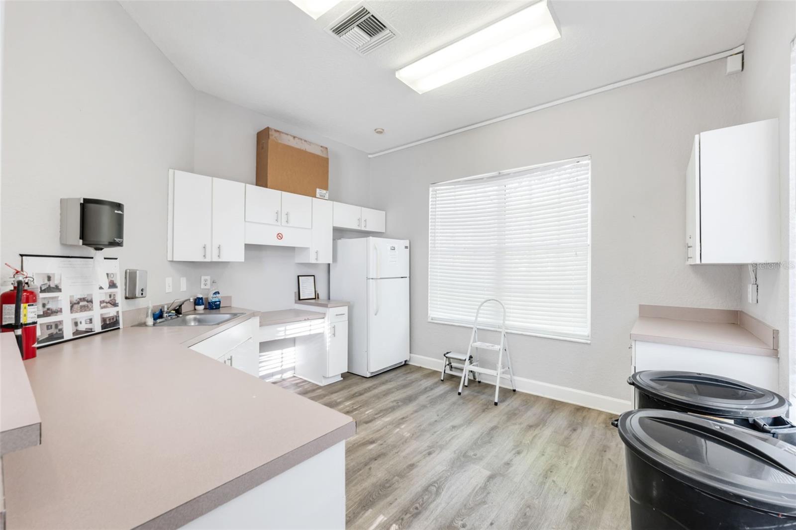 Image 33 of 48 For 9604 Charlesberg Drive