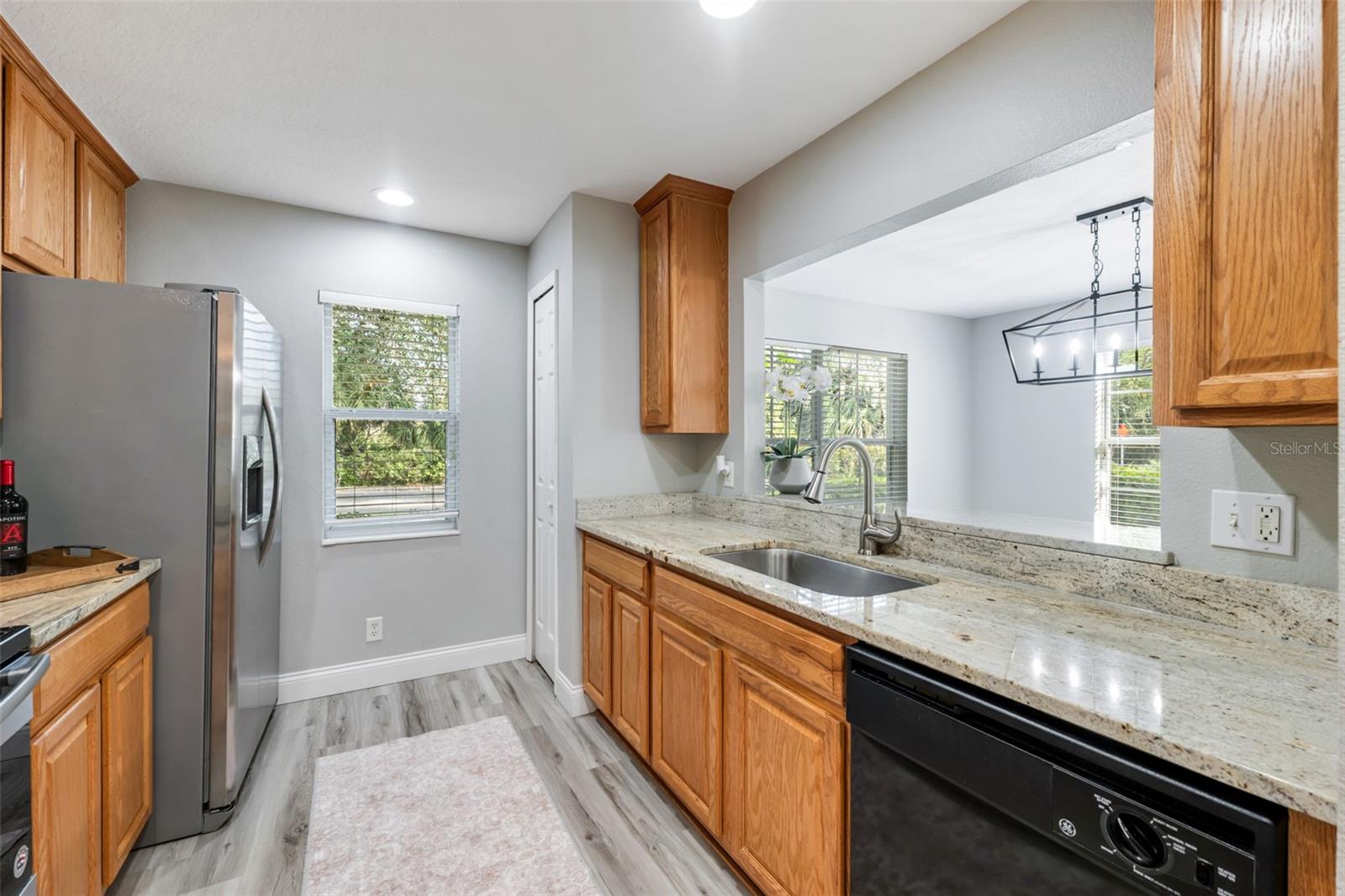Image 9 of 48 For 9604 Charlesberg Drive