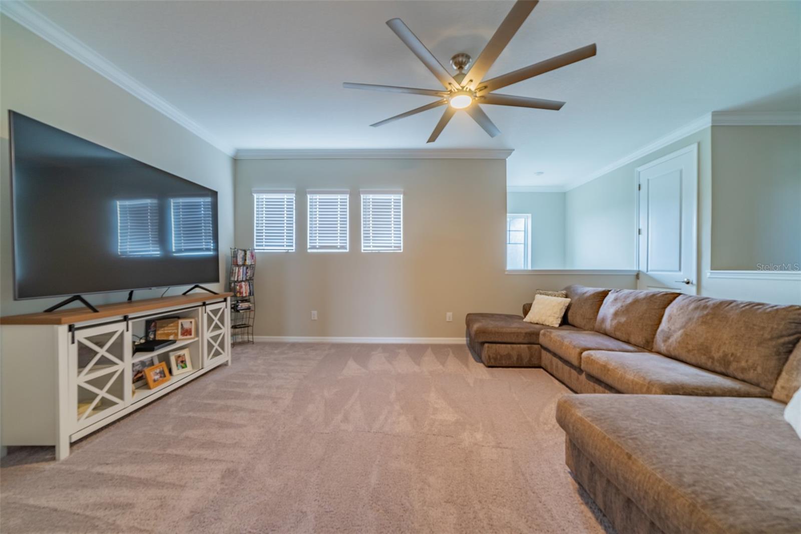 Image 44 of 73 For 34087 Astoria Circle