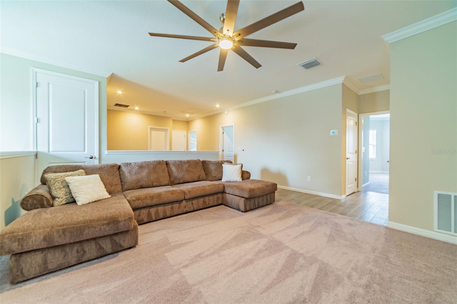 Image 45 of 73 For 34087 Astoria Circle
