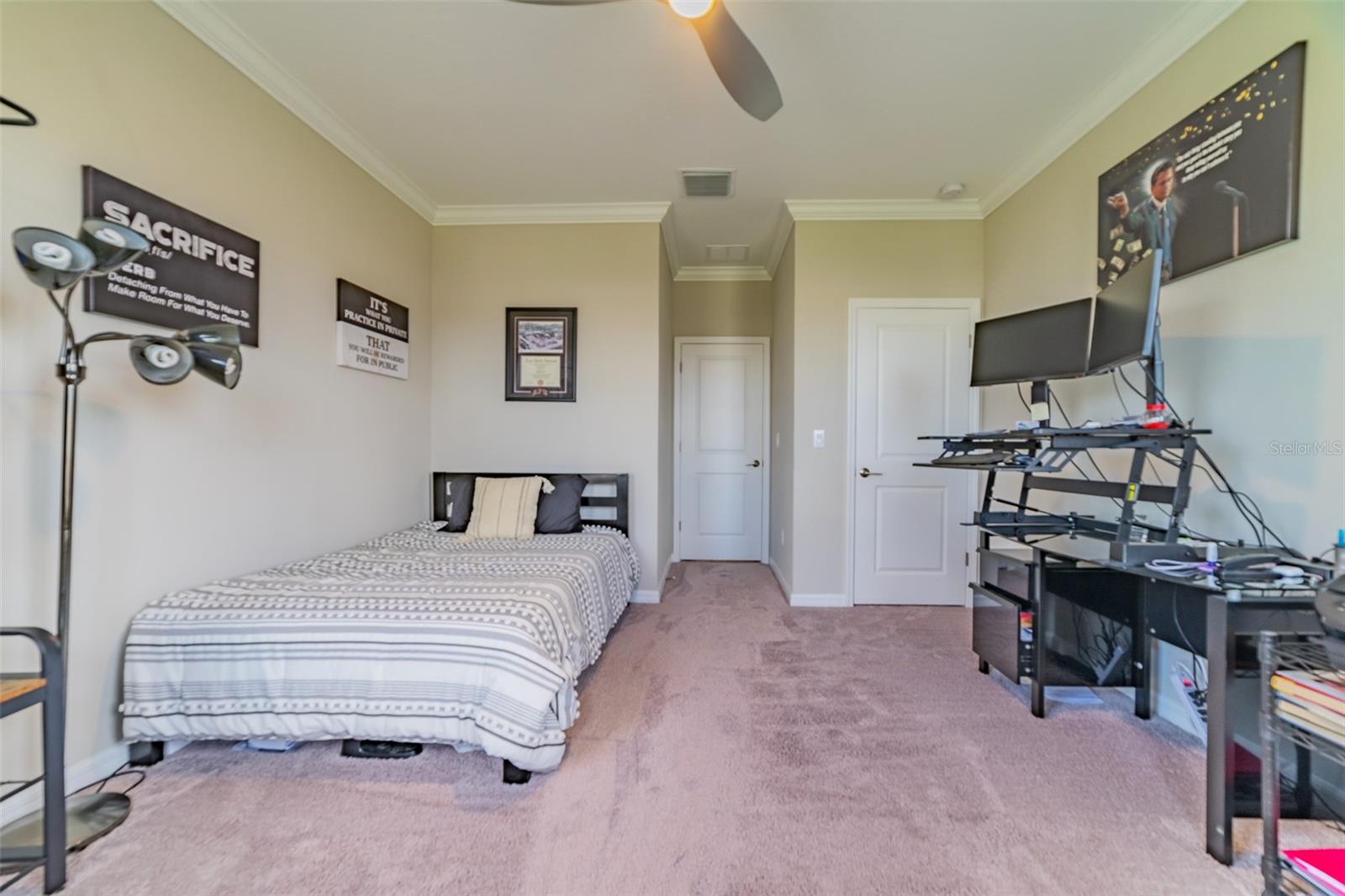 Image 50 of 73 For 34087 Astoria Circle
