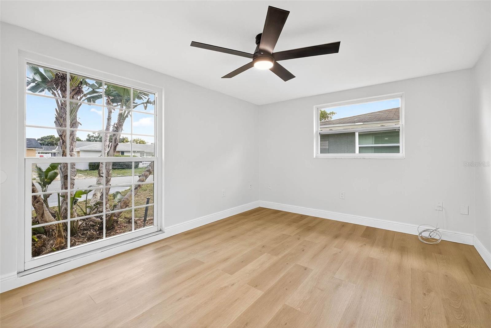 Image 20 of 38 For 7915 Ironbark Drive