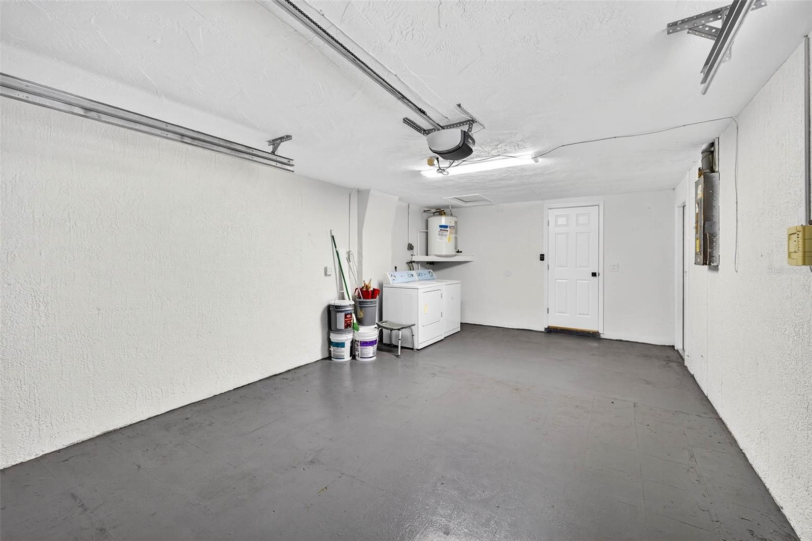 Image 31 of 38 For 7915 Ironbark Drive