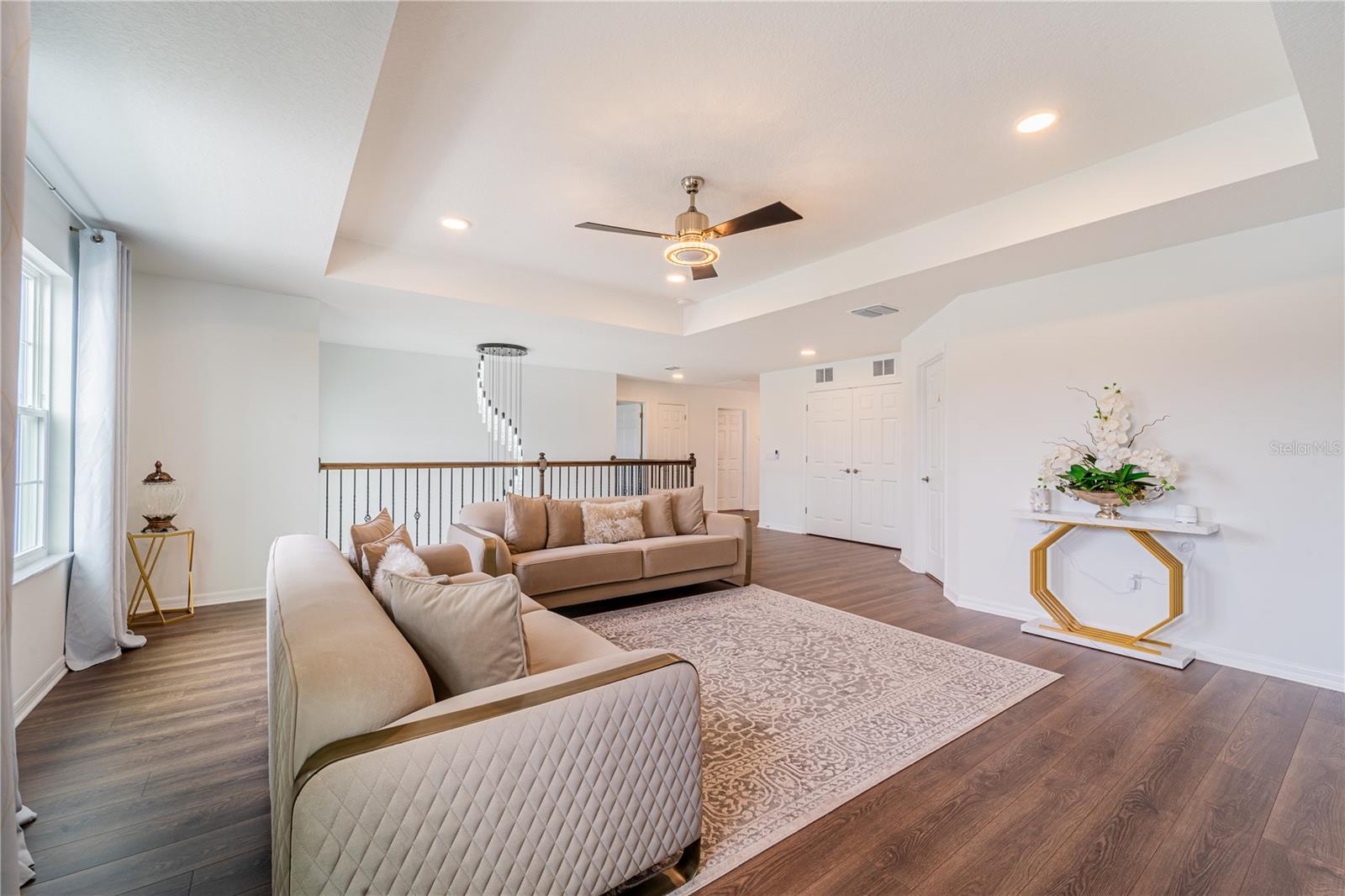 Image 36 of 54 For 7700 Bronze Oak Drive