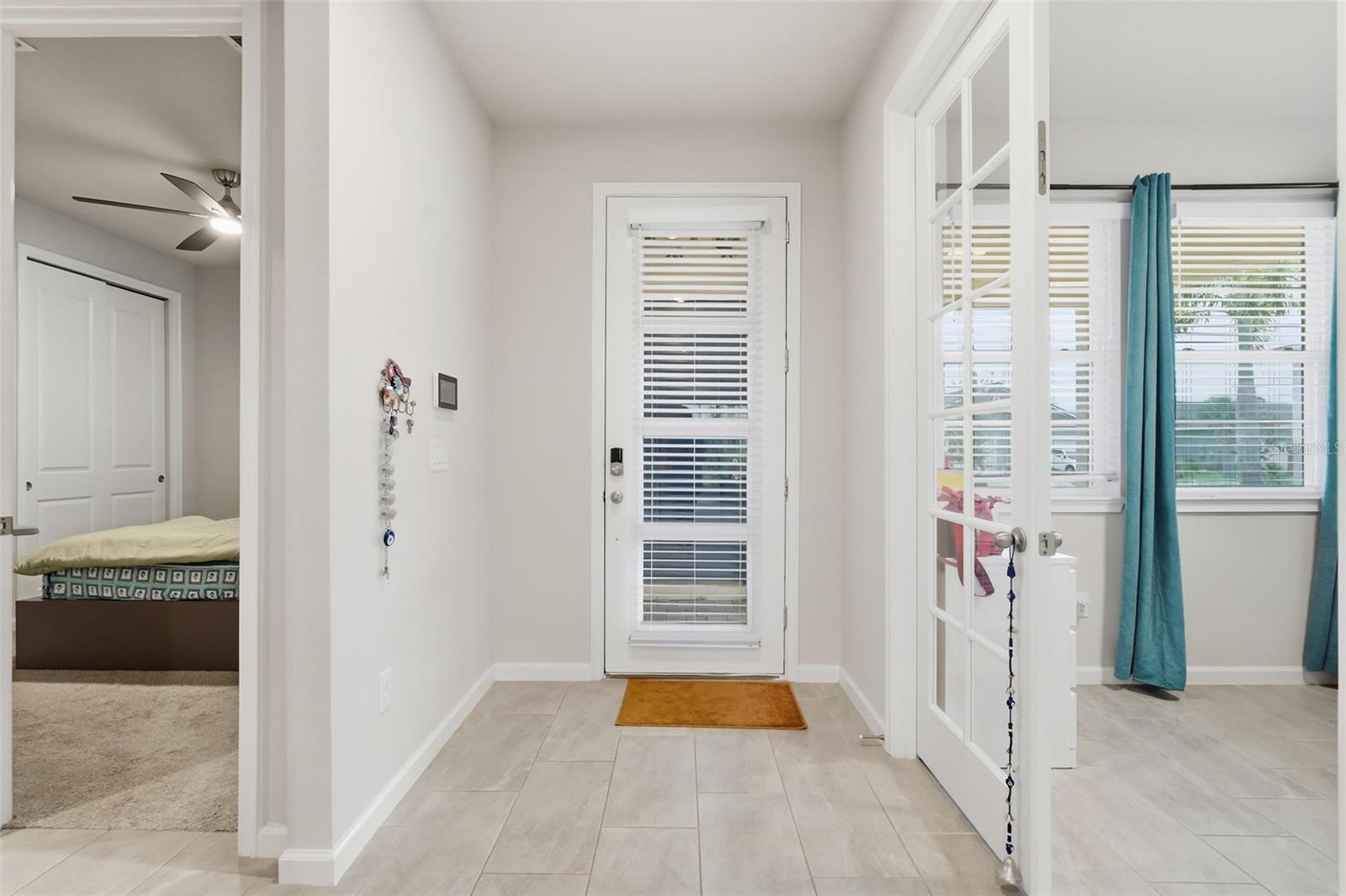 Image 21 of 49 For 5989 Timberdale Avenue