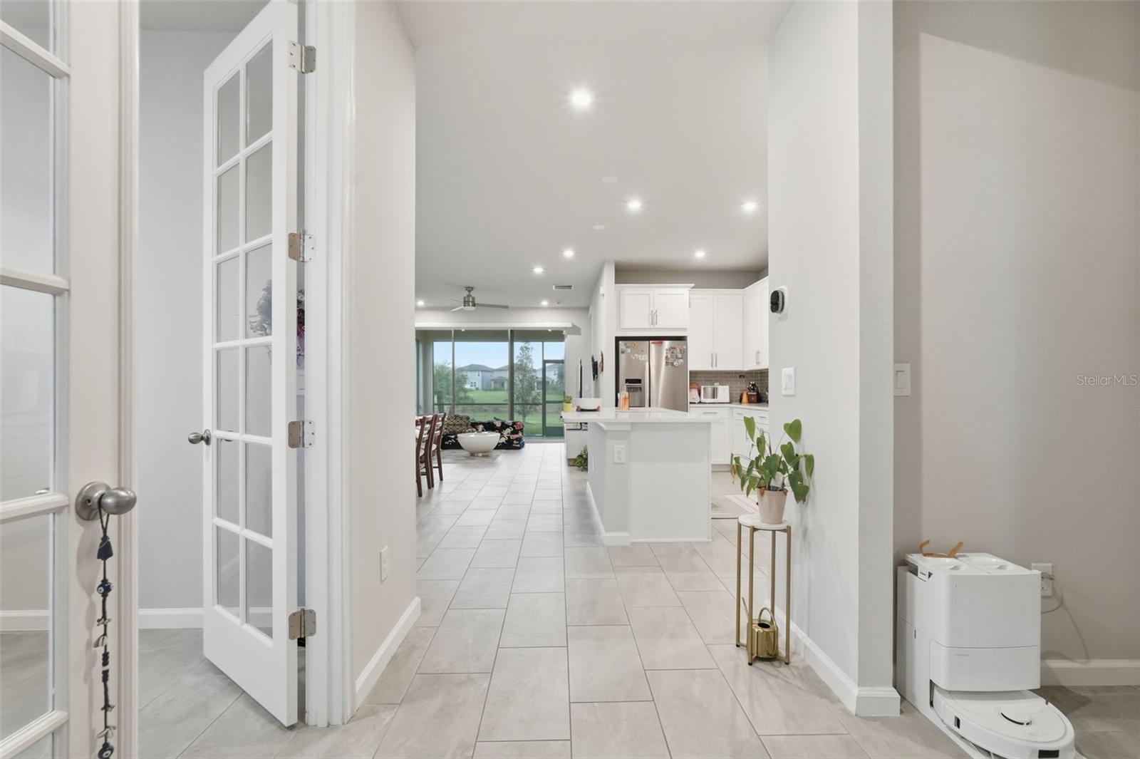 Image 23 of 49 For 5989 Timberdale Avenue