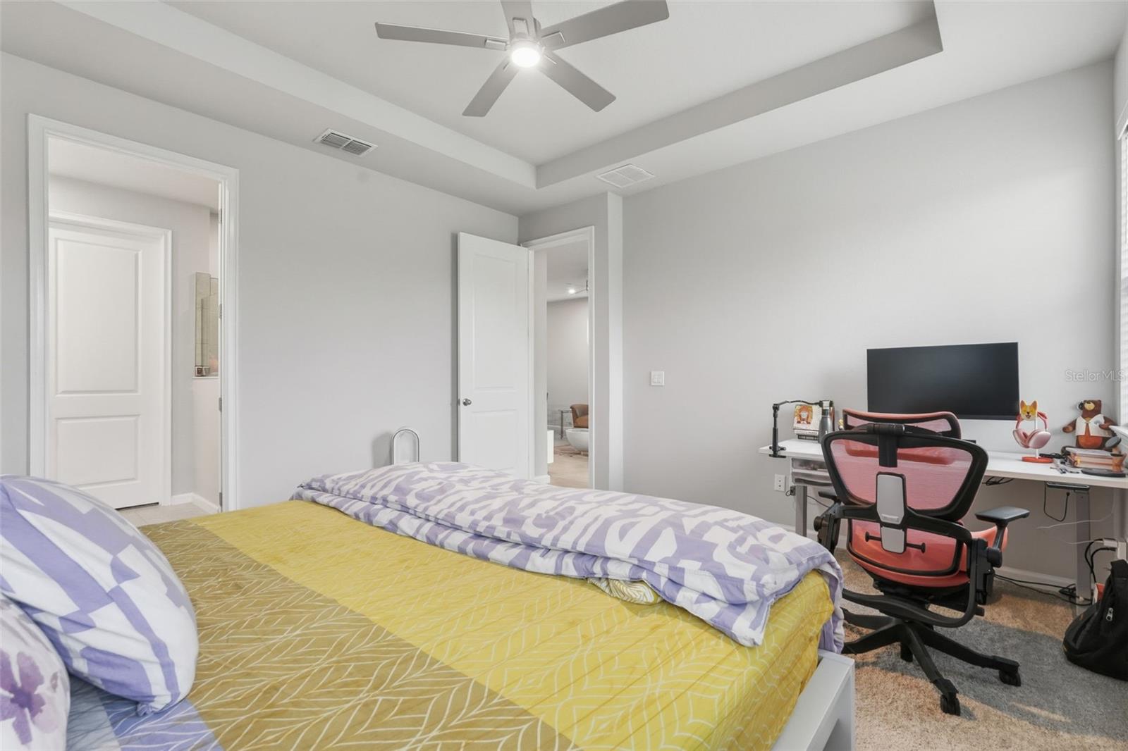 Image 25 of 49 For 5989 Timberdale Avenue