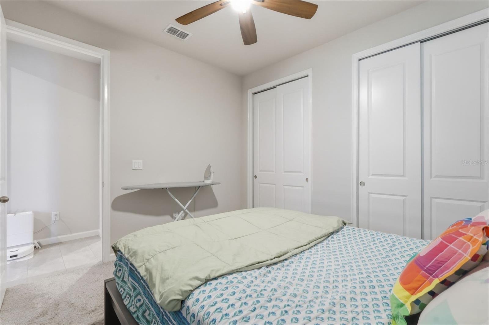 Image 28 of 49 For 5989 Timberdale Avenue