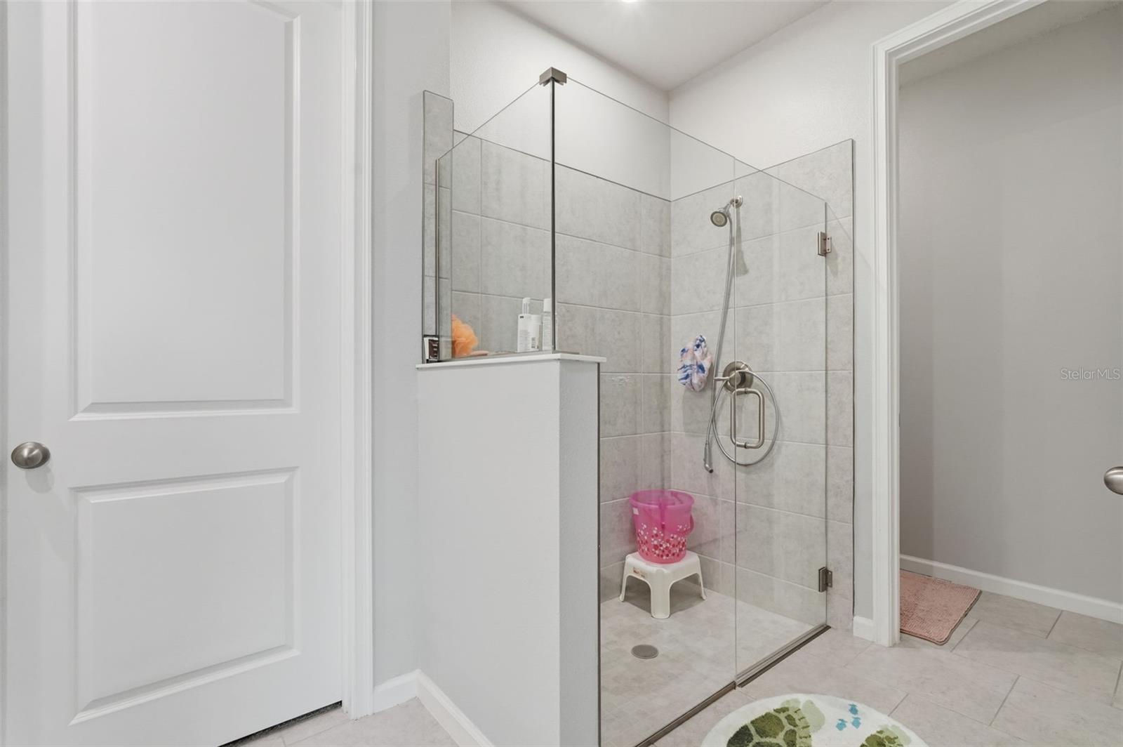 Image 30 of 49 For 5989 Timberdale Avenue