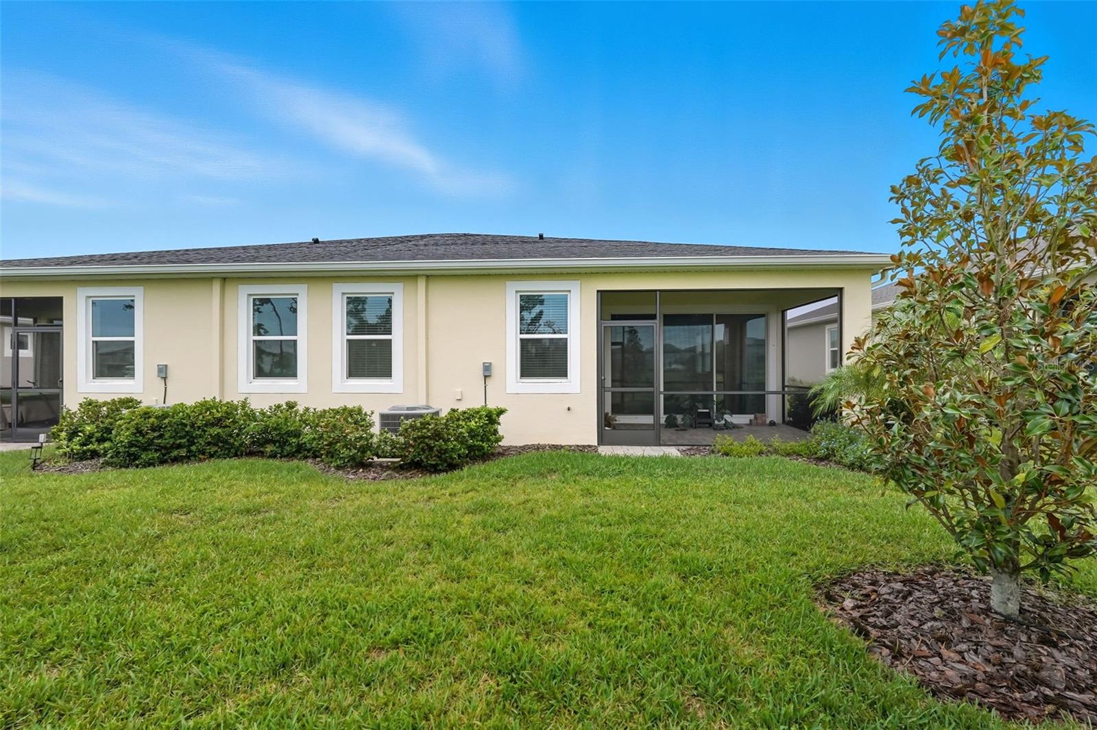 Image 37 of 49 For 5989 Timberdale Avenue