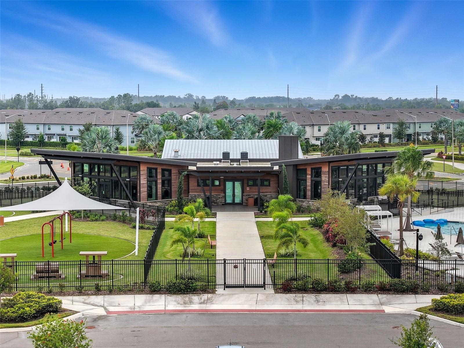 Image 44 of 49 For 5989 Timberdale Avenue