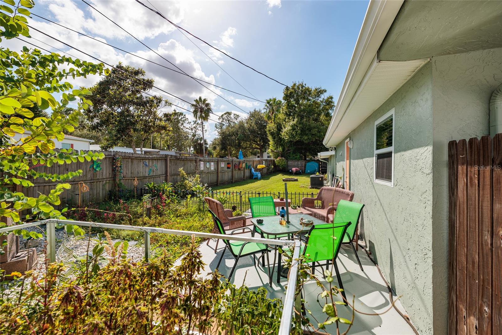 Image 18 of 37 For 2654 60th Avenue N