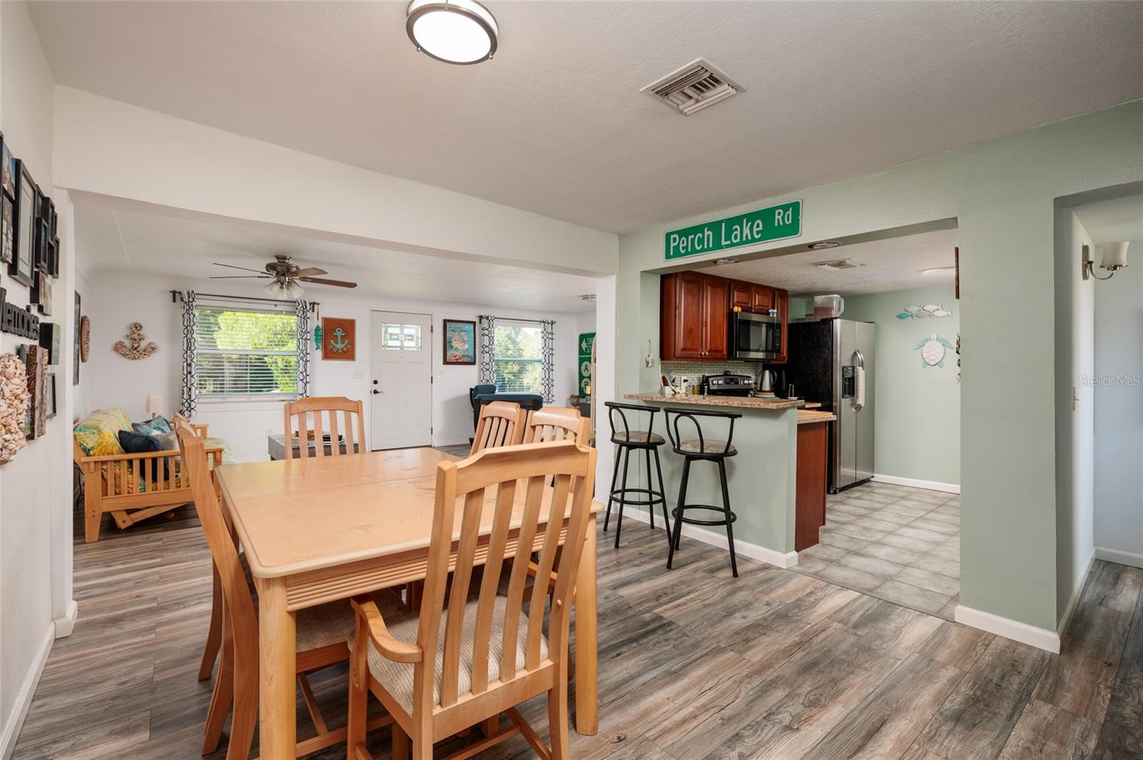 Image 7 of 37 For 2654 60th Avenue N