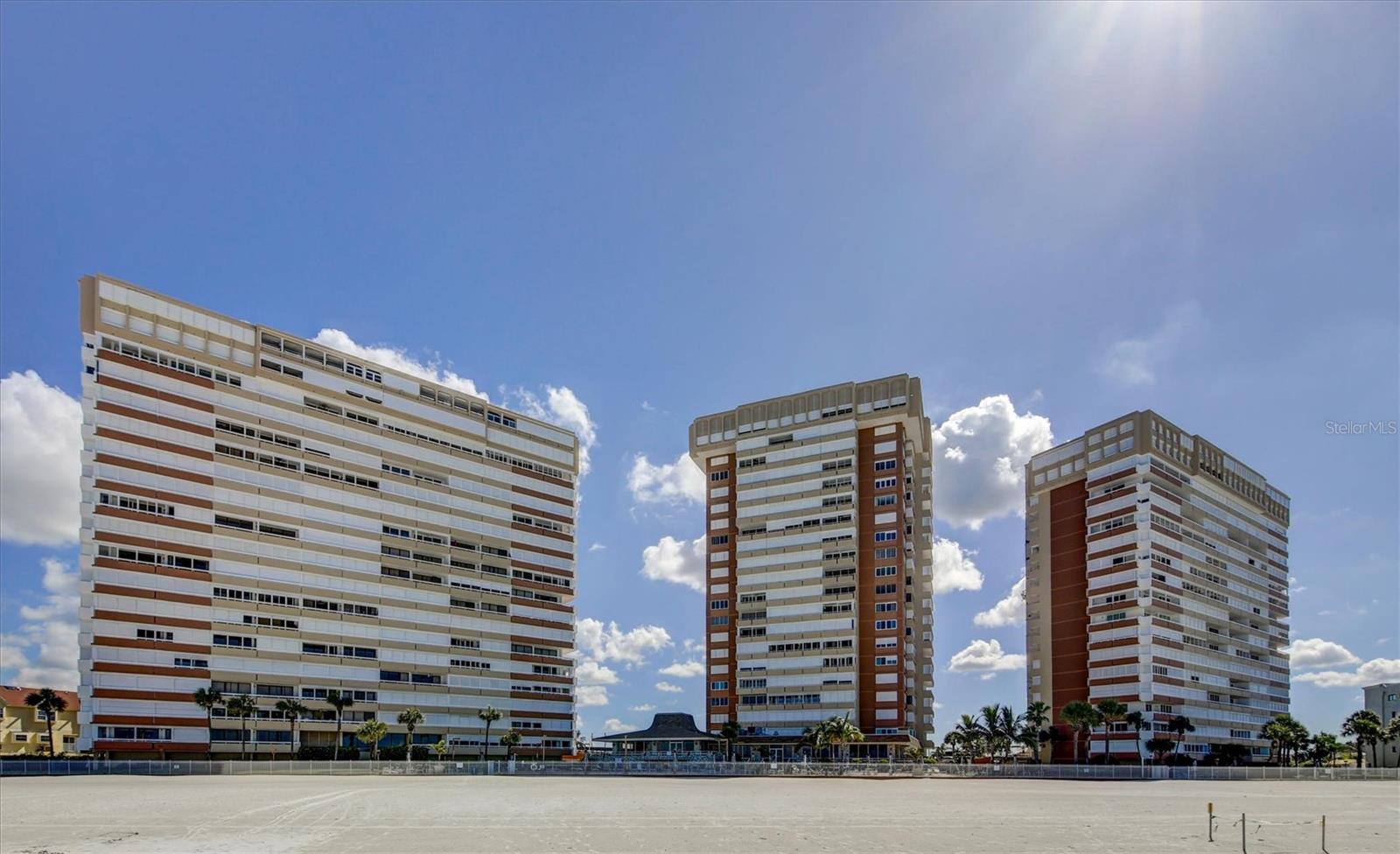 Image 2 of 18 For 17920 Gulf Boulevard 206