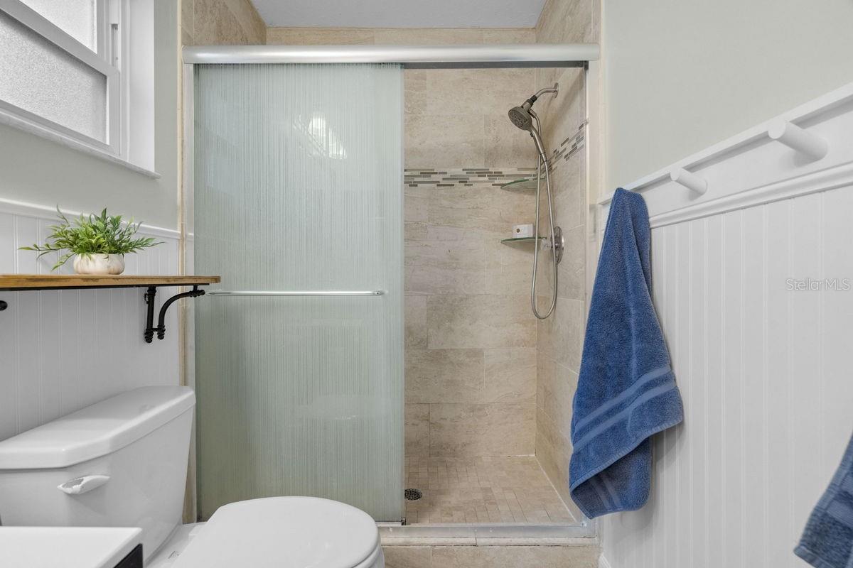 Image 18 of 60 For 1393 Chesterfield Drive