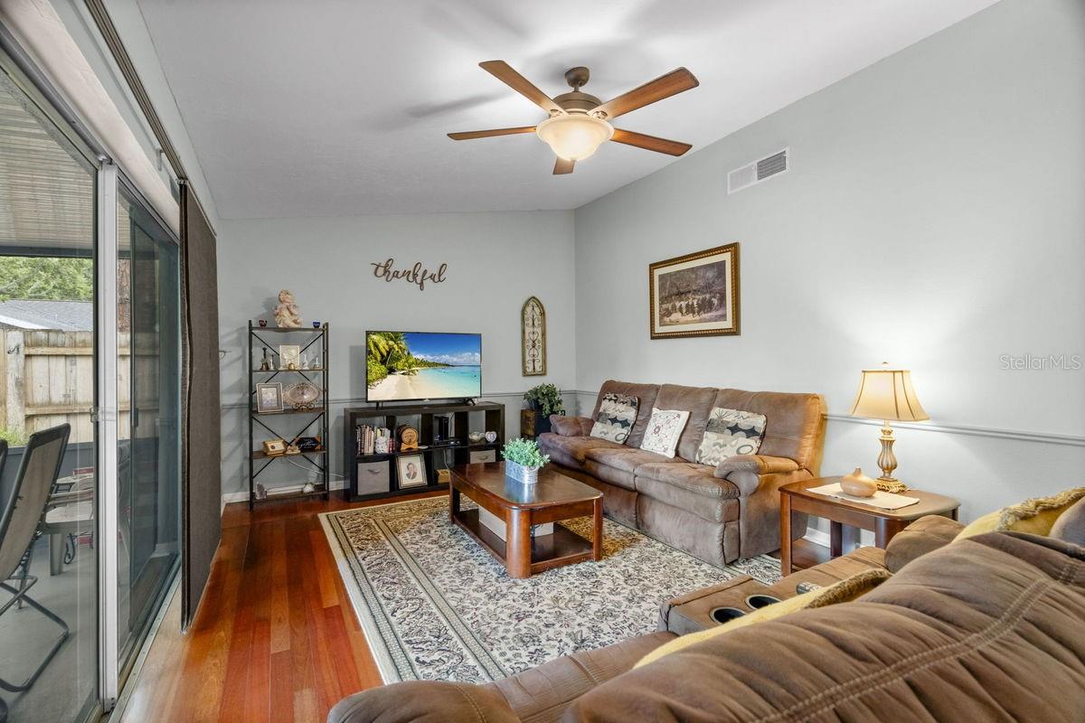 Image 20 of 60 For 1393 Chesterfield Drive