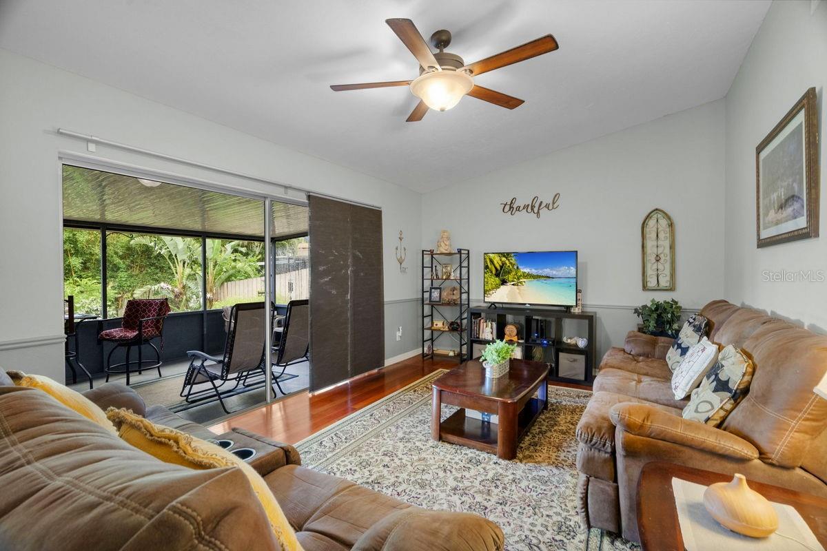 Image 7 of 60 For 1393 Chesterfield Drive