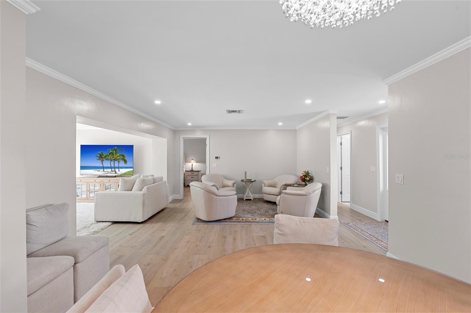 Image 13 of 67 For 114 14th Street