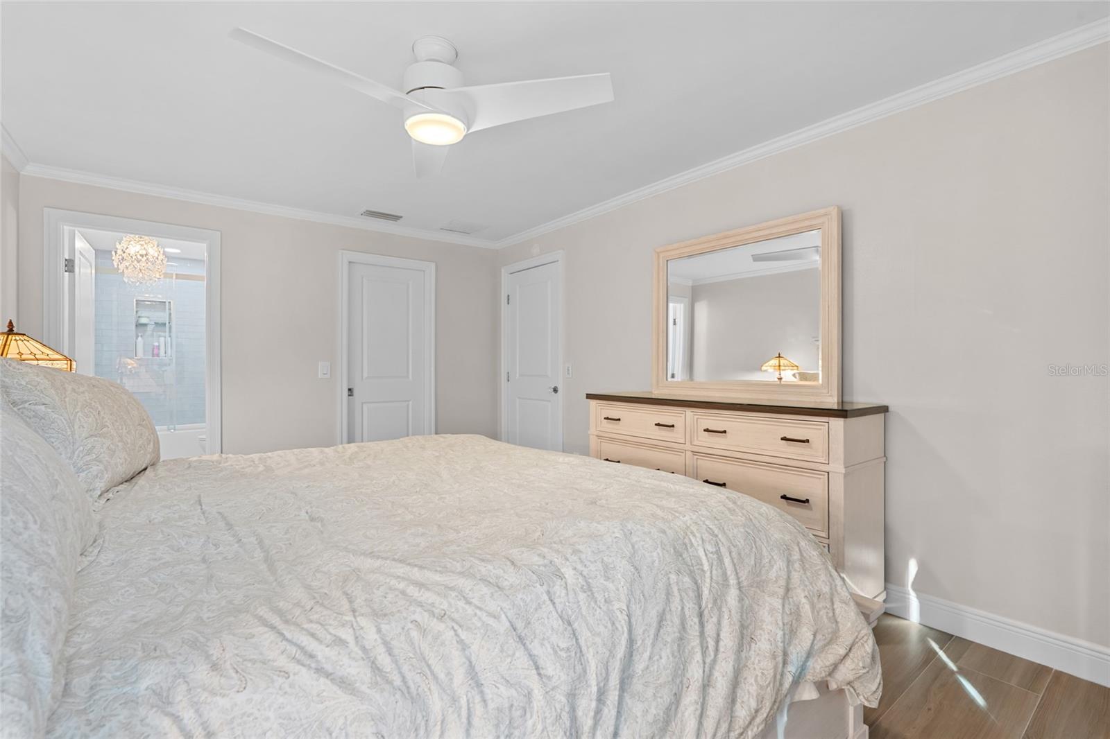 Image 26 of 67 For 114 14th Street