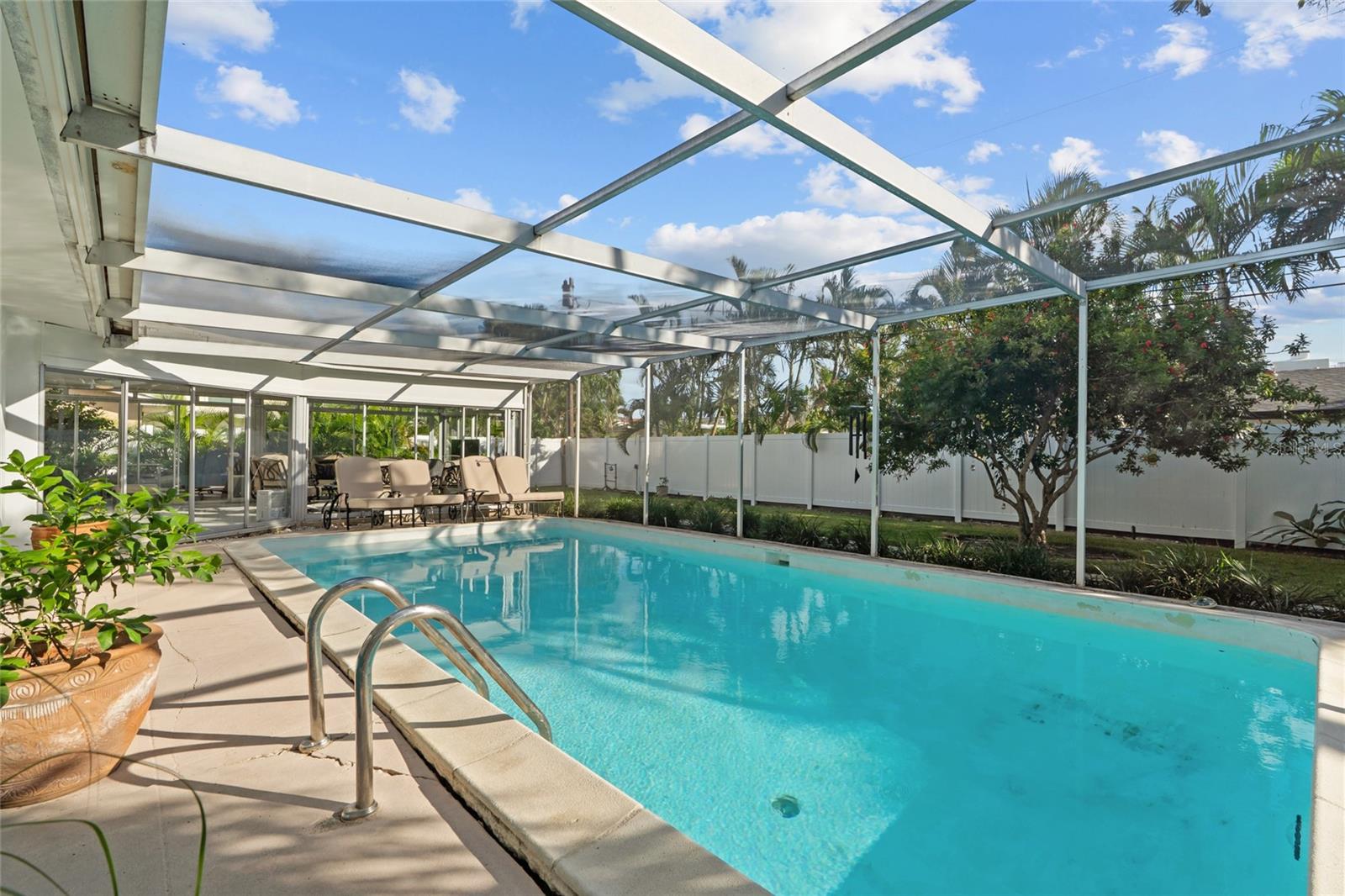 Image 40 of 67 For 114 14th Street